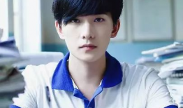 吃瓜爆料杨洋军艺校草,吃瓜爆料下的青春风采